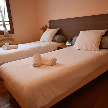 Hotell L'auberge D'alex 2*